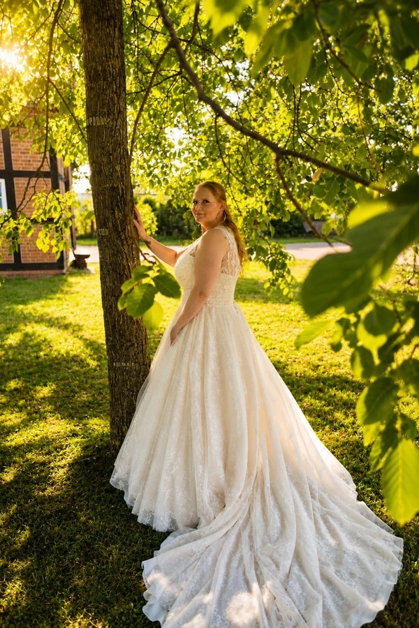 Zwei_Weddig_eal_Brides_09_26_2